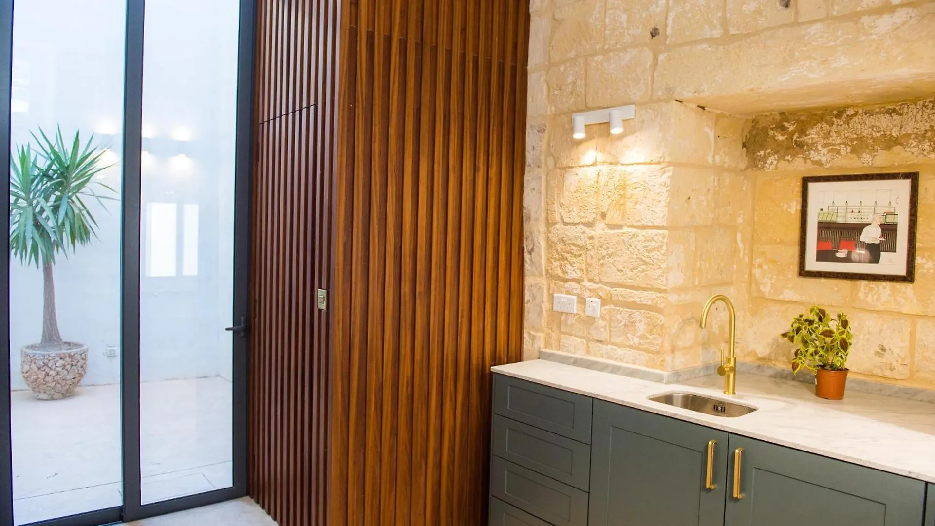 San Anton Suites Attard Privat bolig
